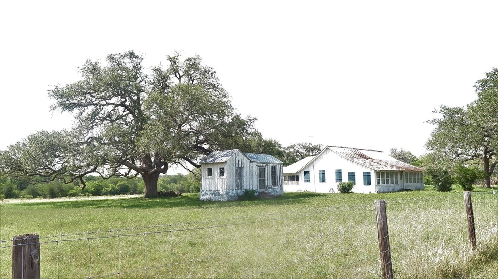 1136 County Road 212, Smiley, TX for sale - Building Photo - Image 3 of 17