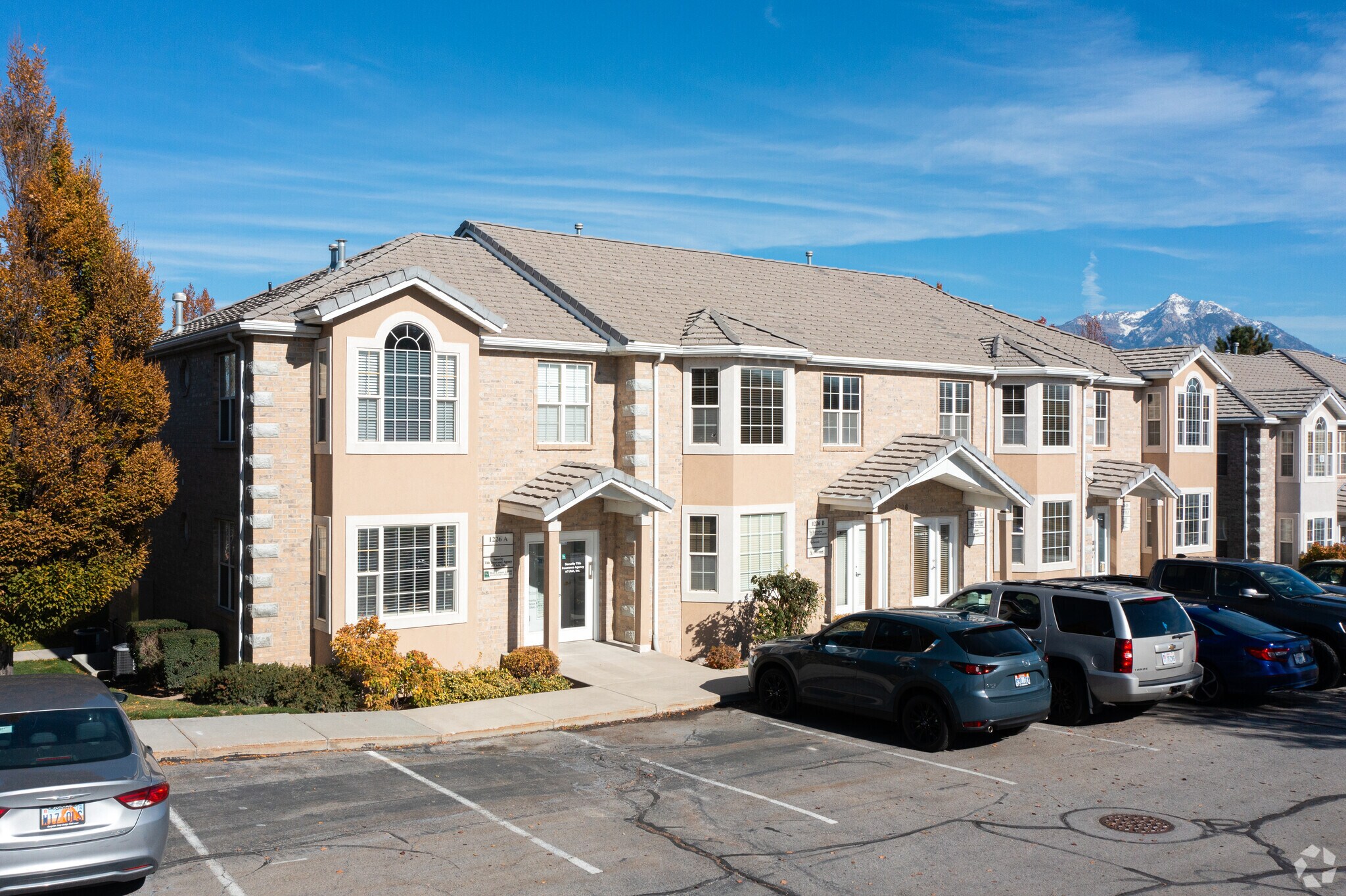 1226 W South Jordan Pky, South Jordan, UT for sale Primary Photo- Image 1 of 1