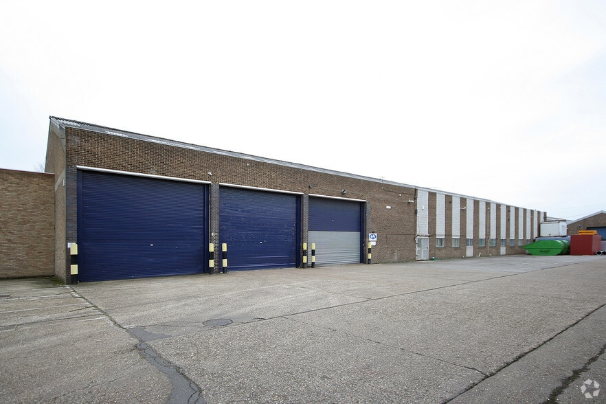 Pindar Rd, Hoddesdon for sale - Primary Photo - Image 1 of 1