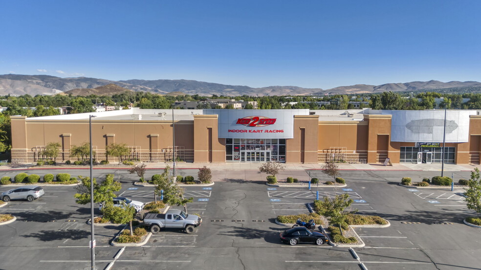 6895 Sierra Center Pky, Reno, NV for lease - Building Photo - Image 2 of 27