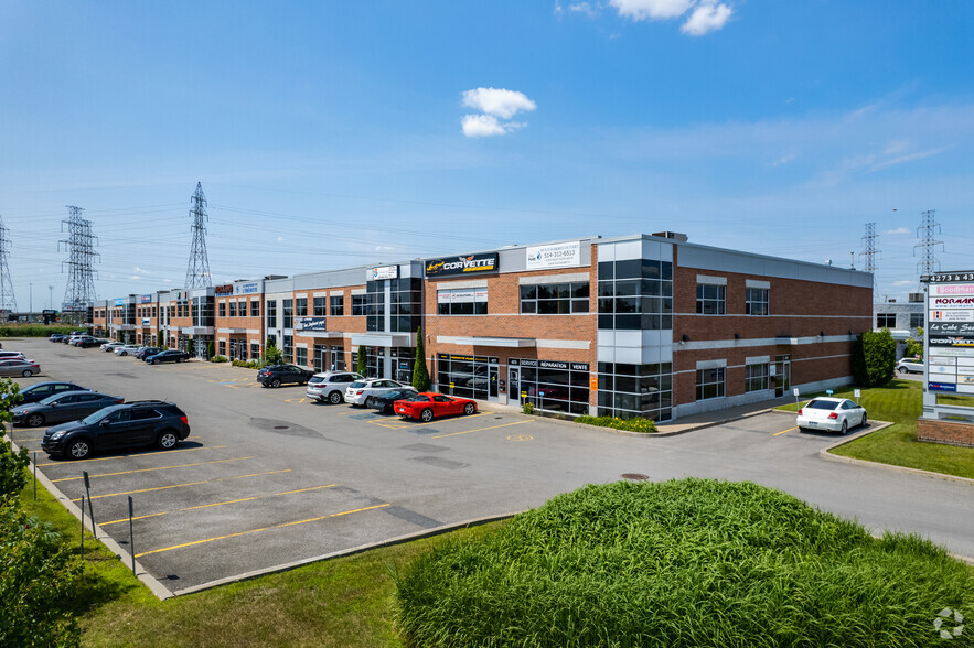 4273-4345 Des Laurentides (A-15) Desste E, Laval, QC for lease - Building Photo - Image 2 of 7