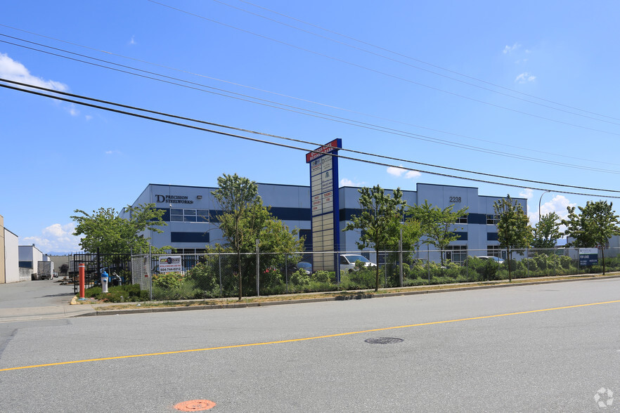 2238 Queen St, Abbotsford, BC for lease - Primary Photo - Image 1 of 5