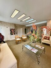 1539 Jackson Ave, New Orleans, LA for lease Lobby- Image 2 of 9