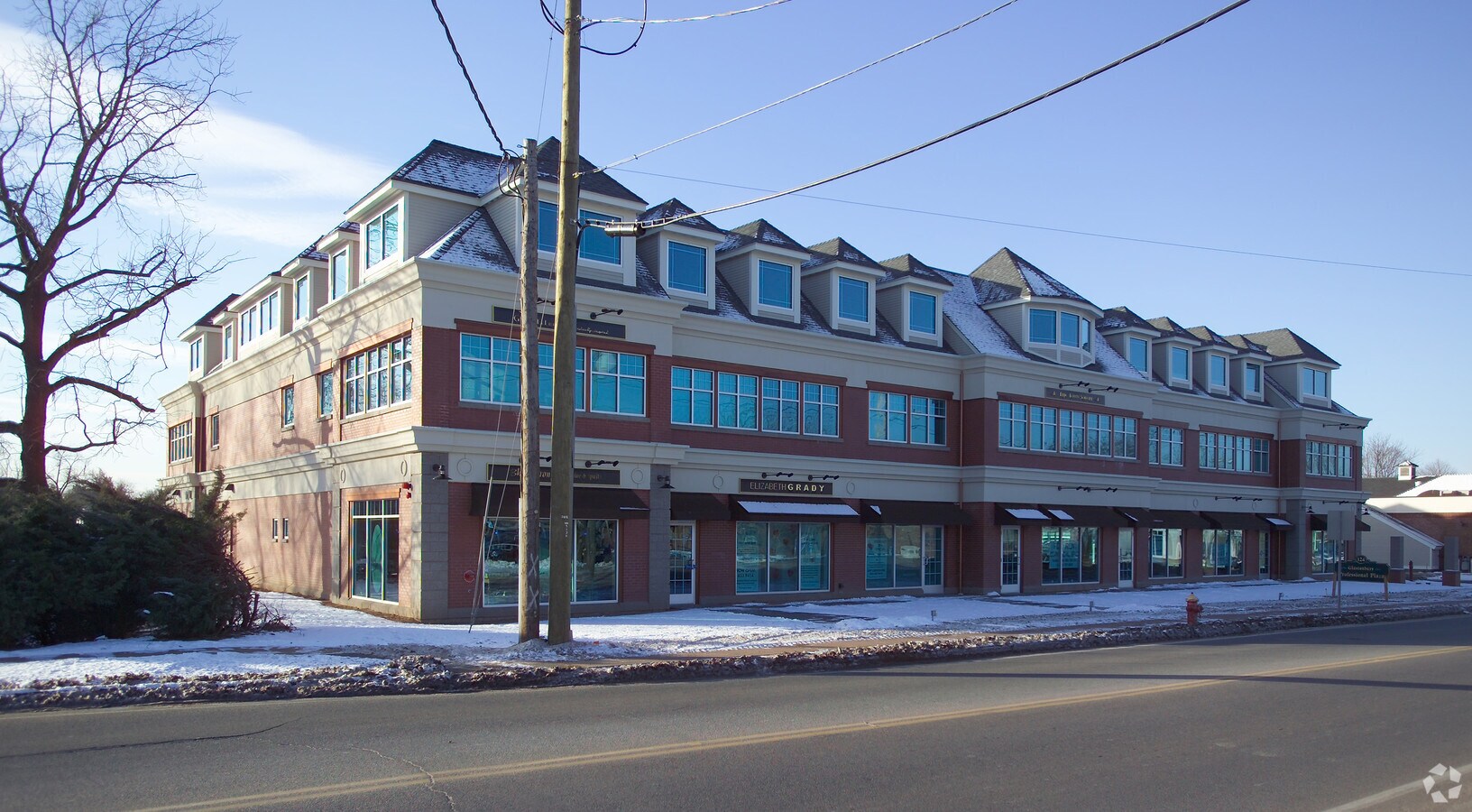 124 Hebron Ave, Glastonbury, CT 06033