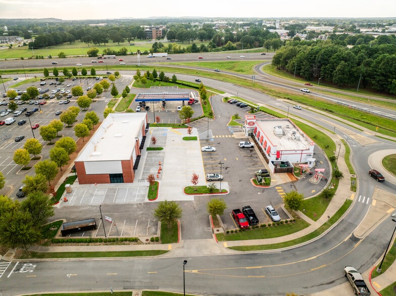 1190 S Amity Rd, Conway, AR for lease - Building Photo - Image 3 of 7