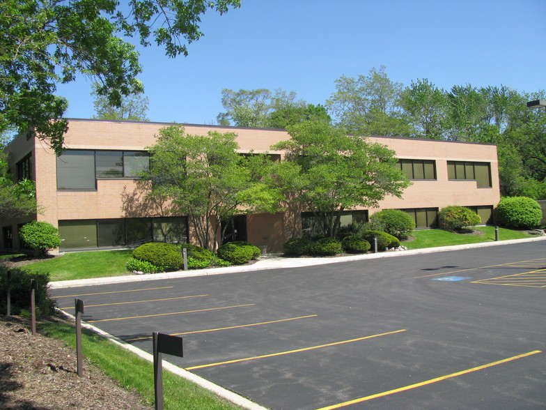 104 E Roosevelt Rd, Wheaton, IL 60187 | LoopNet