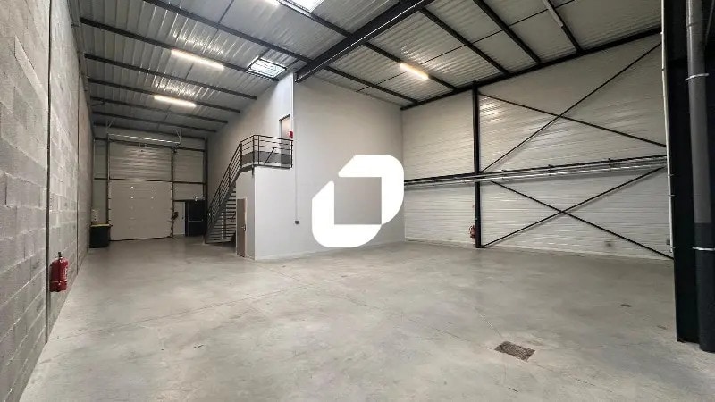 Flex in Genay for lease - Building Photo - Image 2 of 10