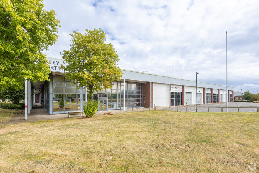 Morley Way, Peterborough for lease - Primary Photo - Image 1 of 2