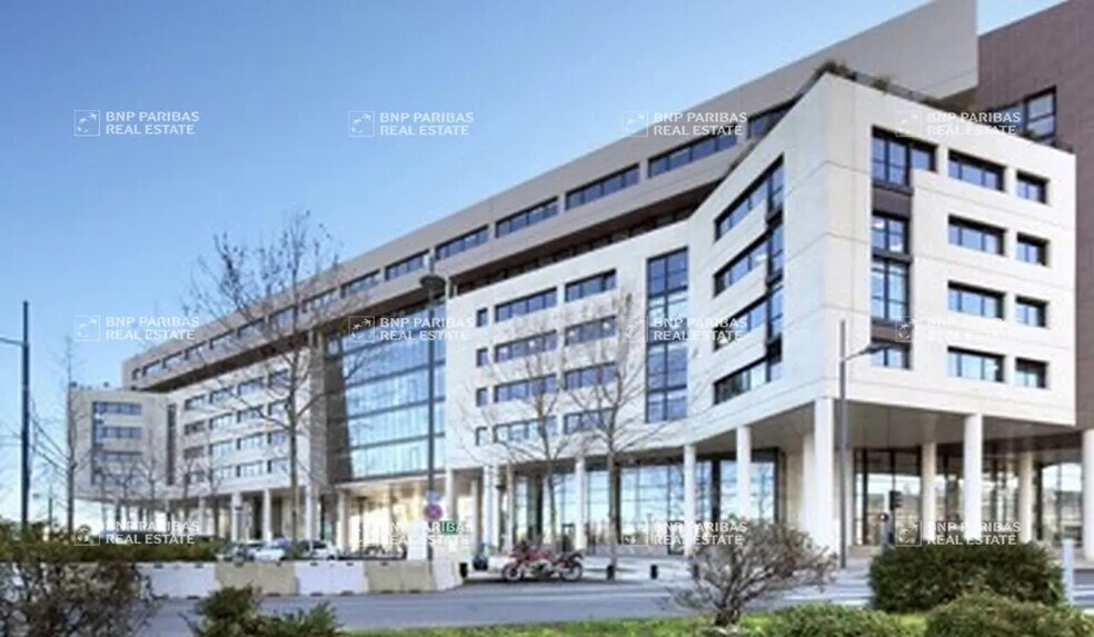 Office in Montpellier for lease - Building Photo - Image 1 of 12