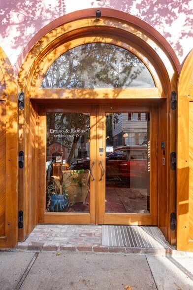 46 A State St, Charleston, SC for lease - Building Photo - Image 1 of 10