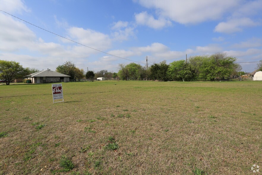 Bluebird Ln & E Ovilla Rd, Red Oak, TX 75154