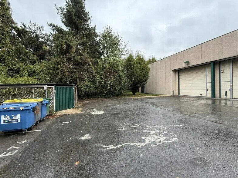 Flex in Villepinte for lease - Building Photo - Image 3 of 8