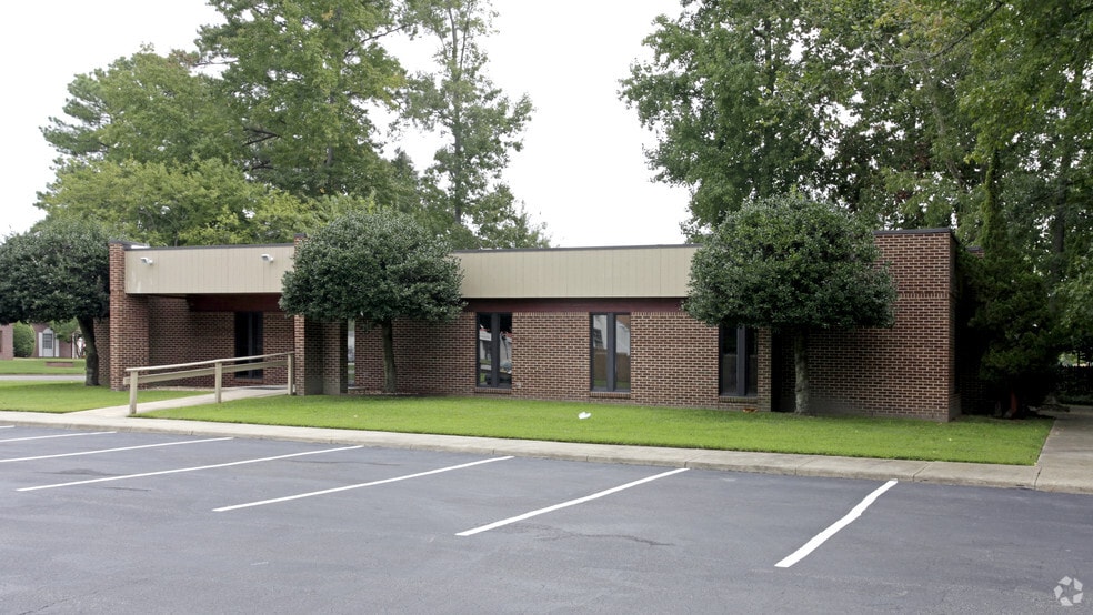 5857 Trucker St, Portsmouth, VA for lease - Building Photo - Image 2 of 11