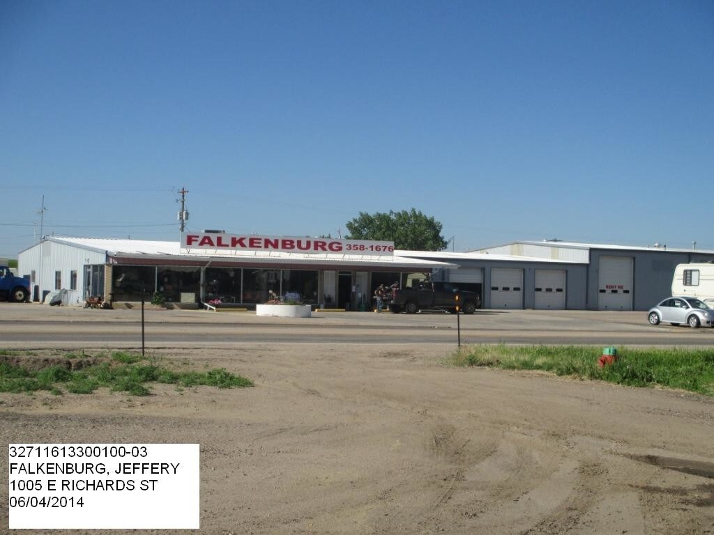 1005 E Richards St, Douglas, WY for sale Primary Photo- Image 1 of 1