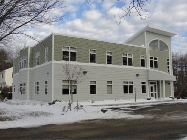 149 Epping Rd, Exeter, NH for sale Building Photo- Image 1 of 1
