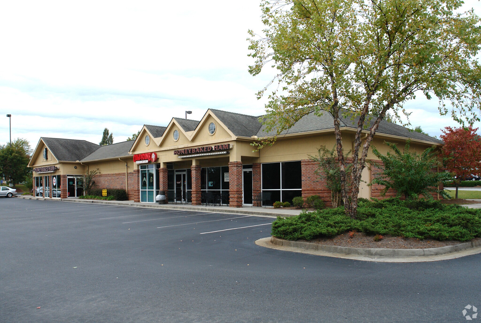 7601 North Point Pky, Alpharetta, GA for sale Primary Photo- Image 1 of 1