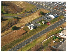 1481 Pleasant Valley Dr, Manchester, CT - AERIAL map view