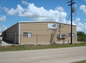 7572 Garth Rd, Beaumont TX - Warehouse