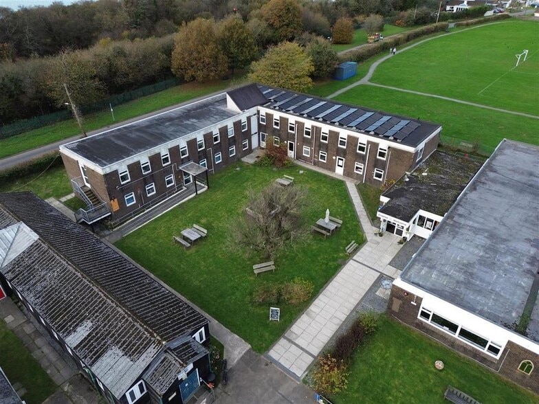 Carmarthen Rd, Ferryside for lease - Building Photo - Image 1 of 21