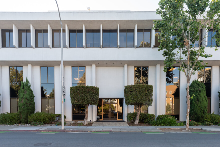 550 S California Ave, Palo Alto, CA for lease - Building Photo - Image 2 of 2