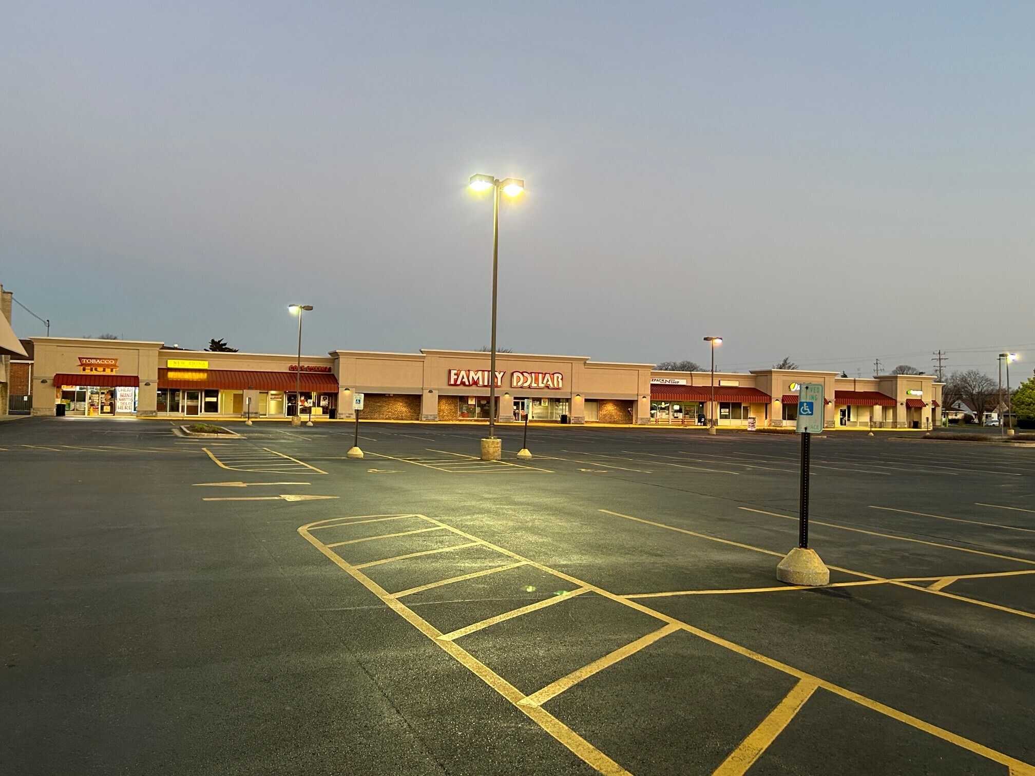 2209-2215 80th St, Kenosha, WI for sale Primary Photo- Image 1 of 1