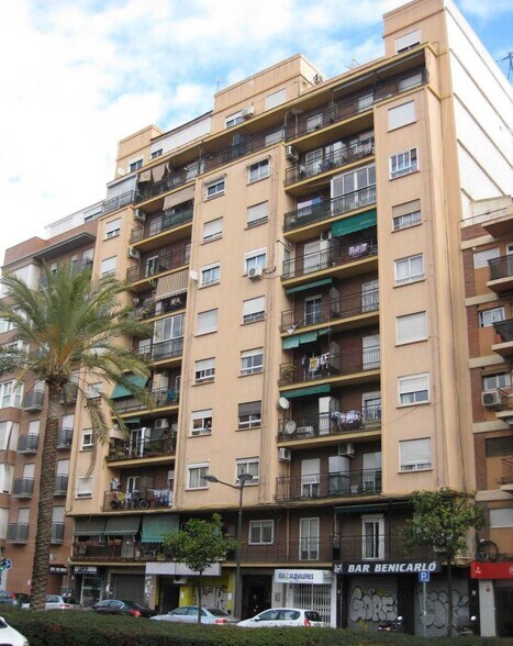 Retail in València, Valencia for sale - Building Photo - Image 3 of 7