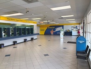 5900-5990 S Tamiami Trl, Sarasota, FL for lease Interior Photo- Image 2 of 5