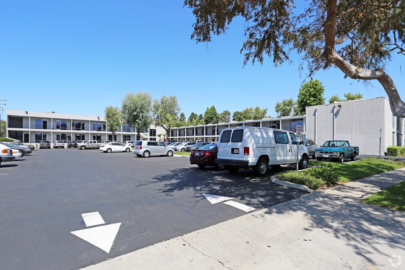 11752 Garden Grove Blvd, Garden Grove, CA 92843 Property Record