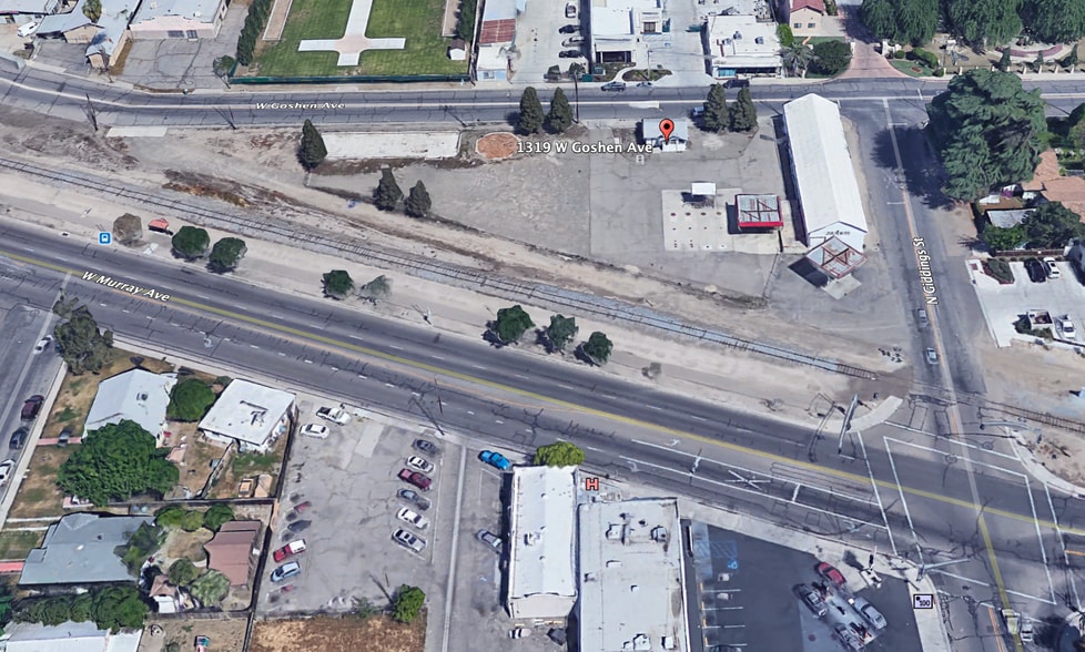 1319 W Goshen Ave, Visalia, CA for sale - Primary Photo - Image 1 of 3