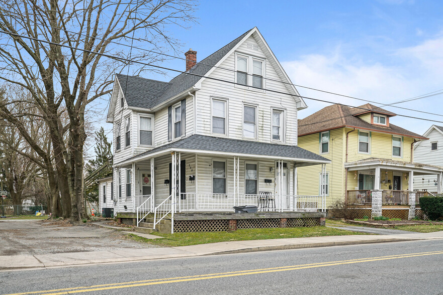 256 W Main St, Elkton, MD for sale - Primary Photo - Image 1 of 1