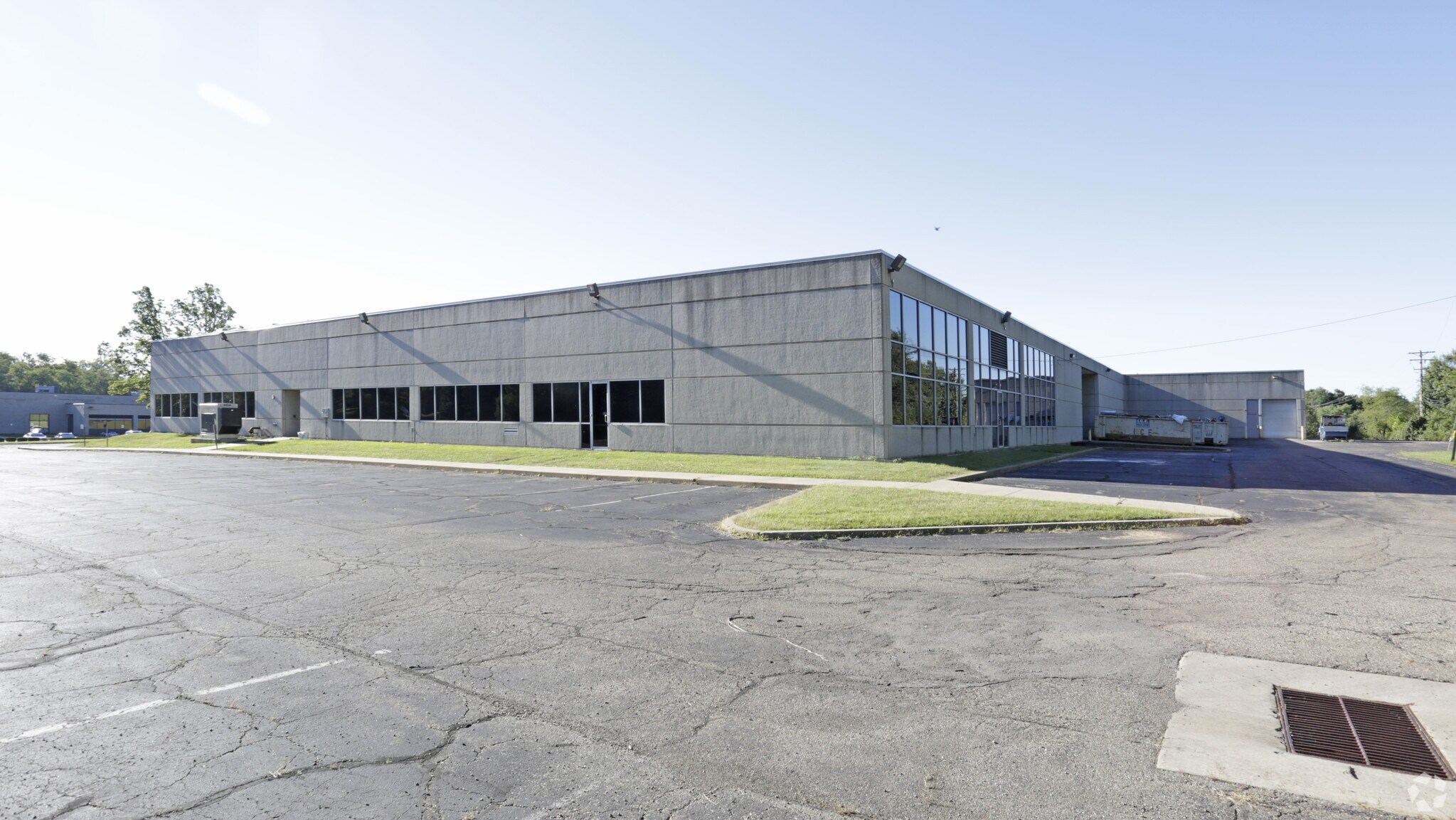 171 Industry Dr, Pittsburgh, PA 15275 Flex/Light Industrial For Lease