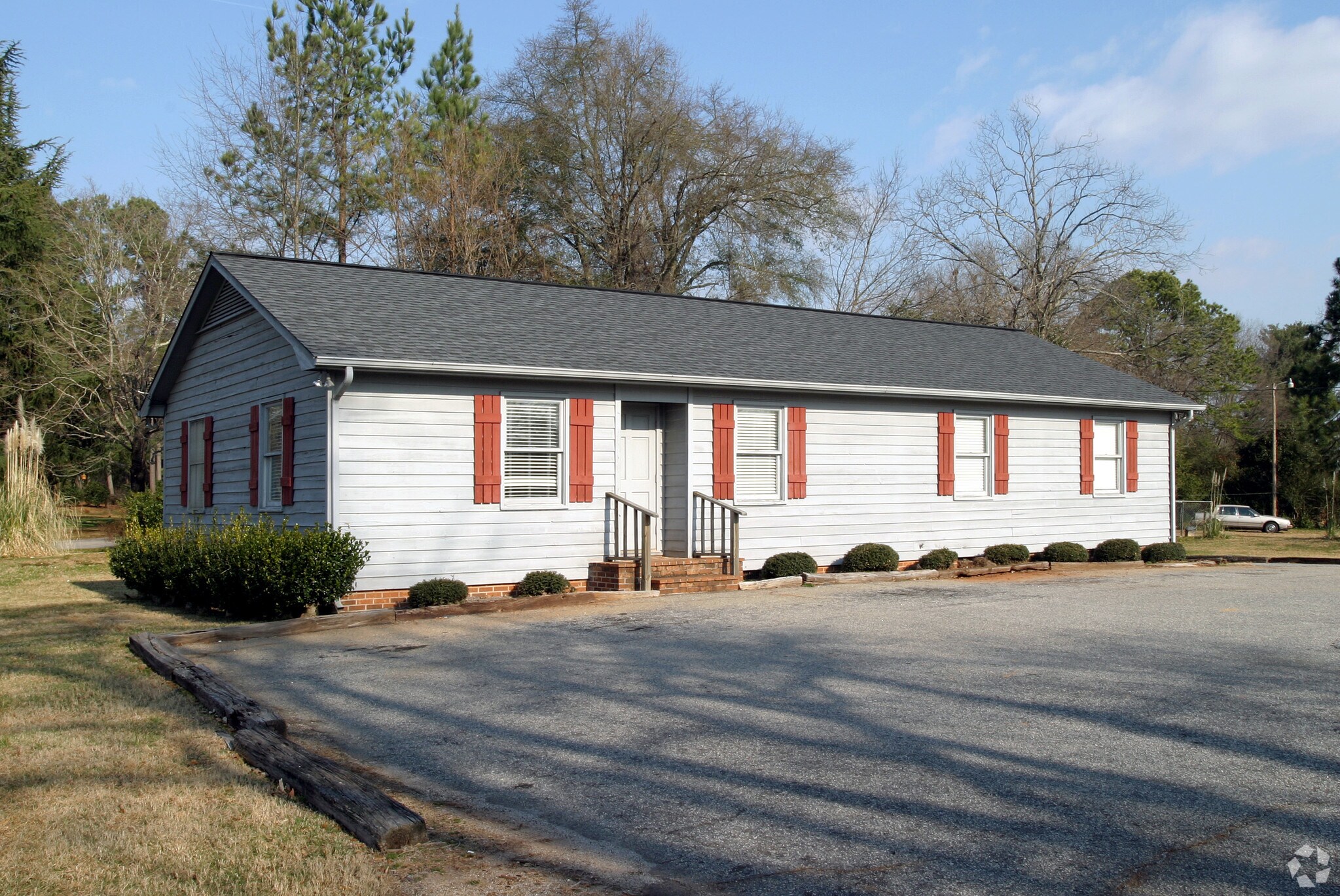 40 N Howard St, Inman, SC for sale Primary Photo- Image 1 of 1