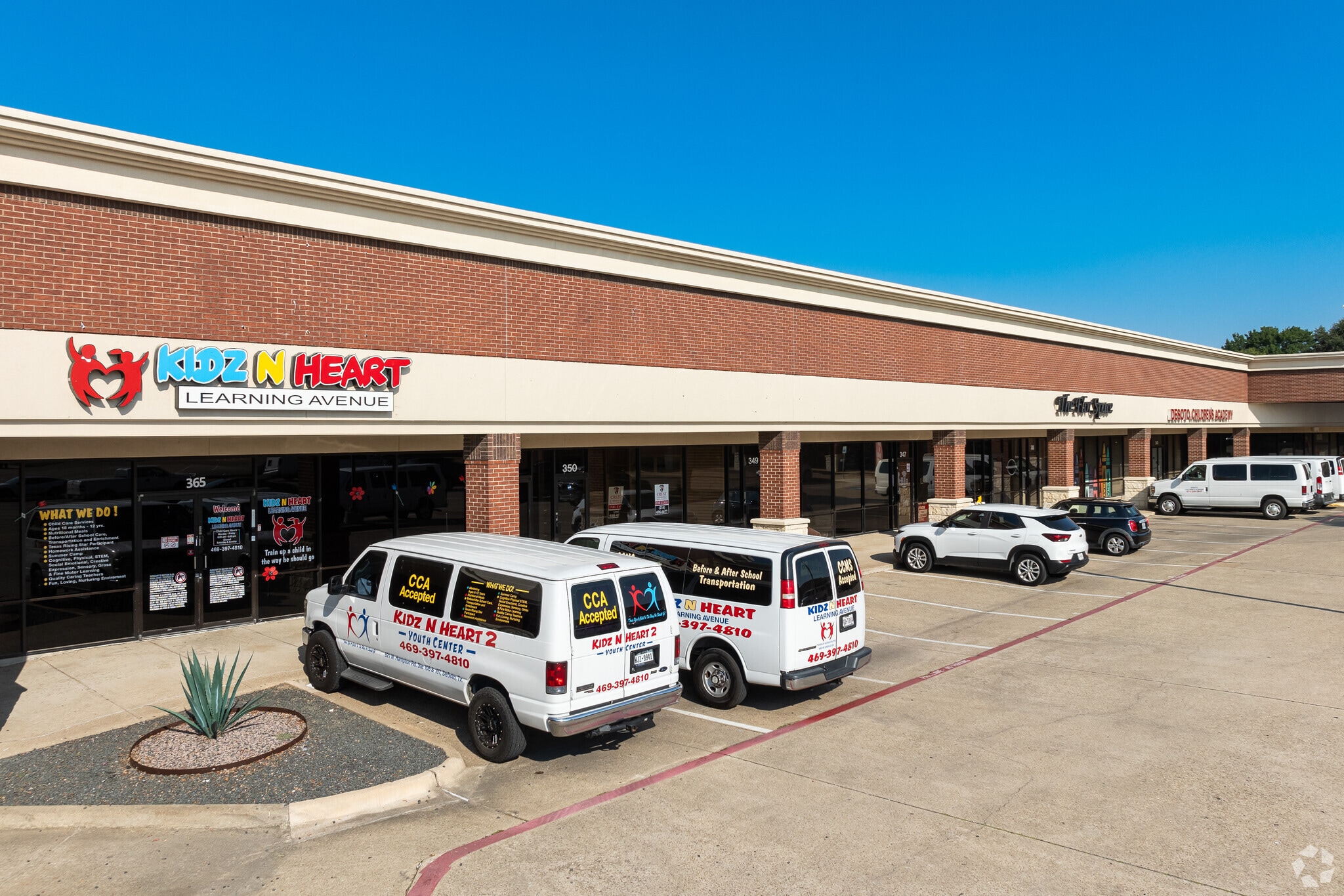 901 N Polk St, DeSoto, TX for lease Building Photo- Image 1 of 3