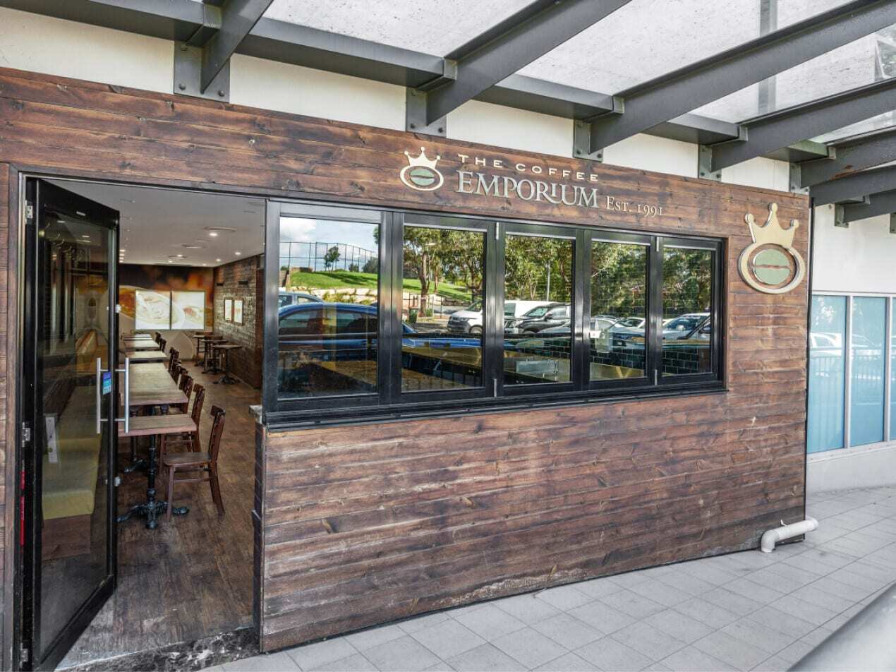 69 Warrangarree Dr, Woronora Heights for lease Building Photo- Image 1 of 4