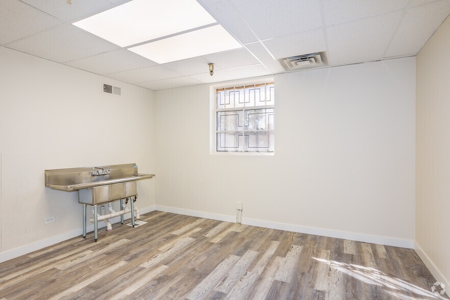 4590 Jason St, Denver, CO for lease - Interior Photo - Image 2 of 25