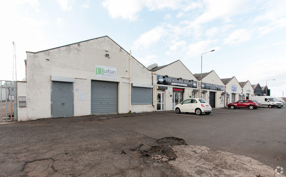 8 Erskine Sq, Glasgow for lease - Building Photo - Image 3 of 3