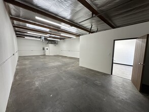 13000-13010 San Fernando Rd, Sylmar, CA for lease Interior Photo- Image 1 of 3