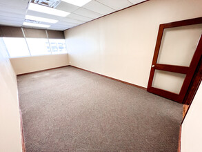 201-203 W Wall St, Midland, TX for lease Interior Photo- Image 2 of 15