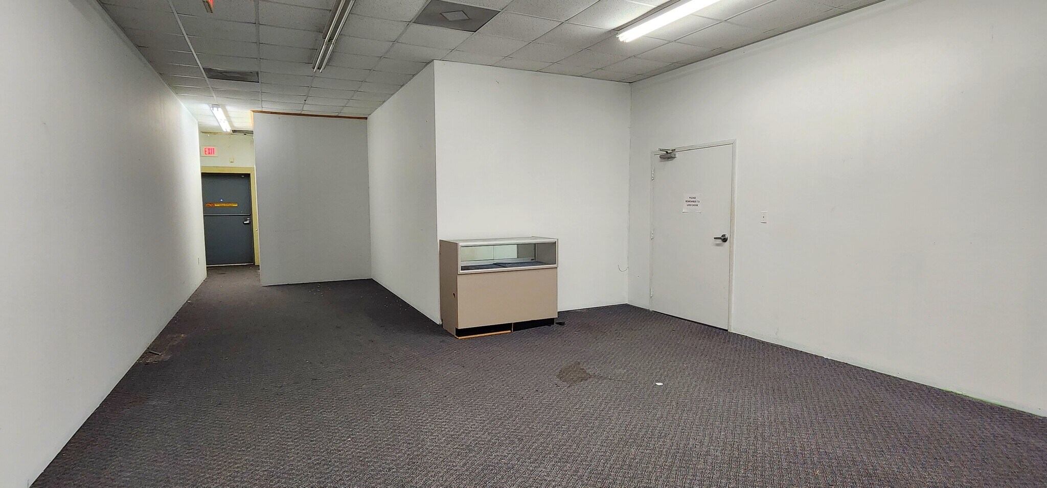 207 W Pine St, Ponchatoula, LA for lease Interior Photo- Image 1 of 5