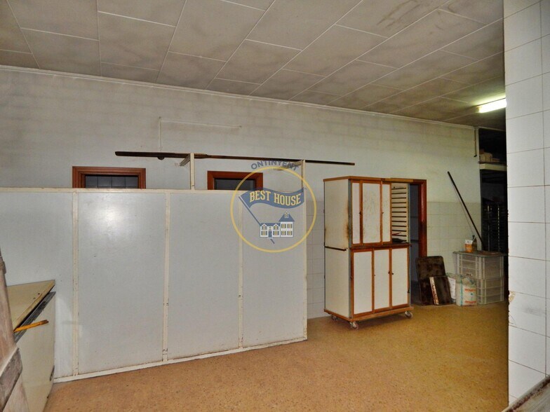 Retail in València for sale - Building Photo - Image 2 of 10