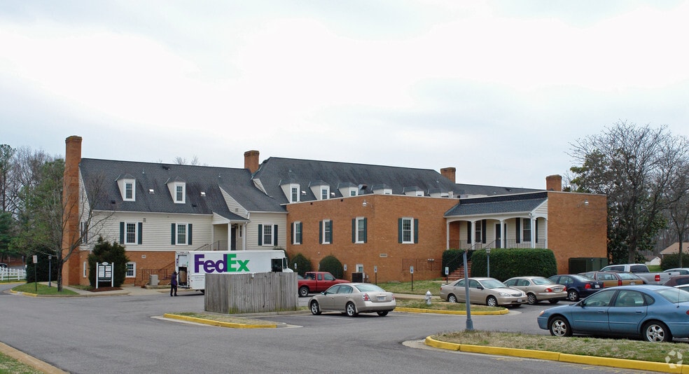 2500 Pocoshock Pl, Richmond, VA for sale - Building Photo - Image 2 of 29