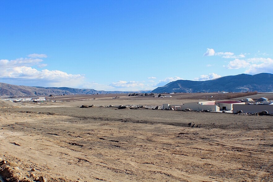 501 Urban Industrial Way, East Wenatchee, WA for sale - Building Photo - Image 3 of 60