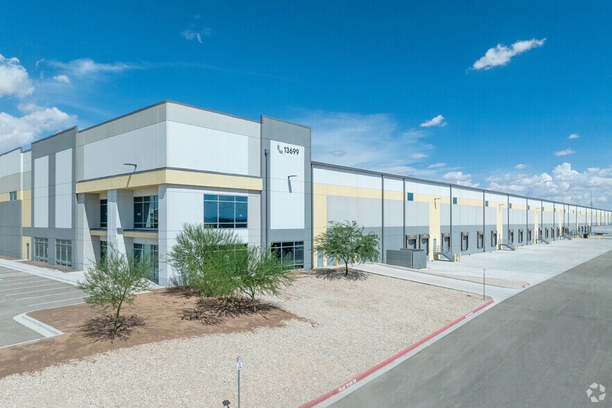 Gateway Blvd W, El Paso, TX for lease - Building Photo - Image 1 of 34