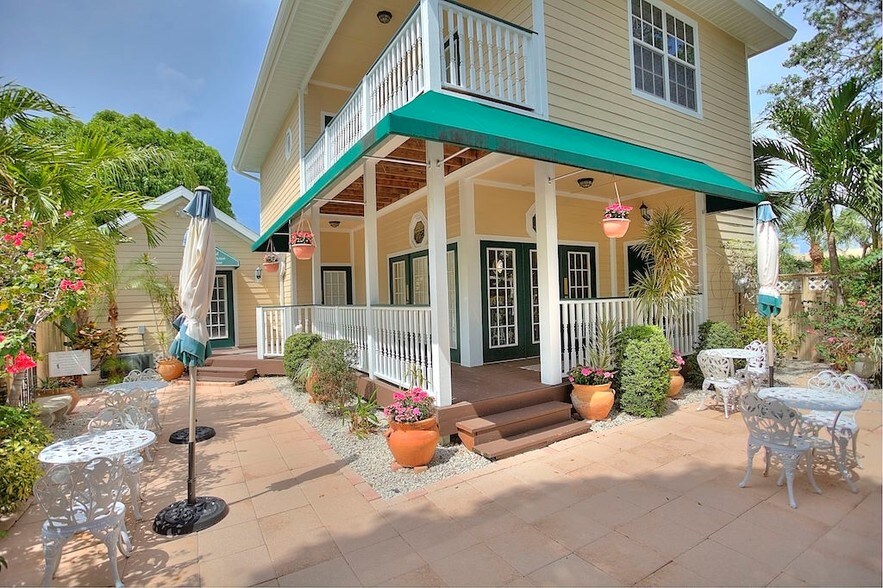 524 SW 3rd St, Stuart, FL for sale - Building Photo - Image 1 of 1