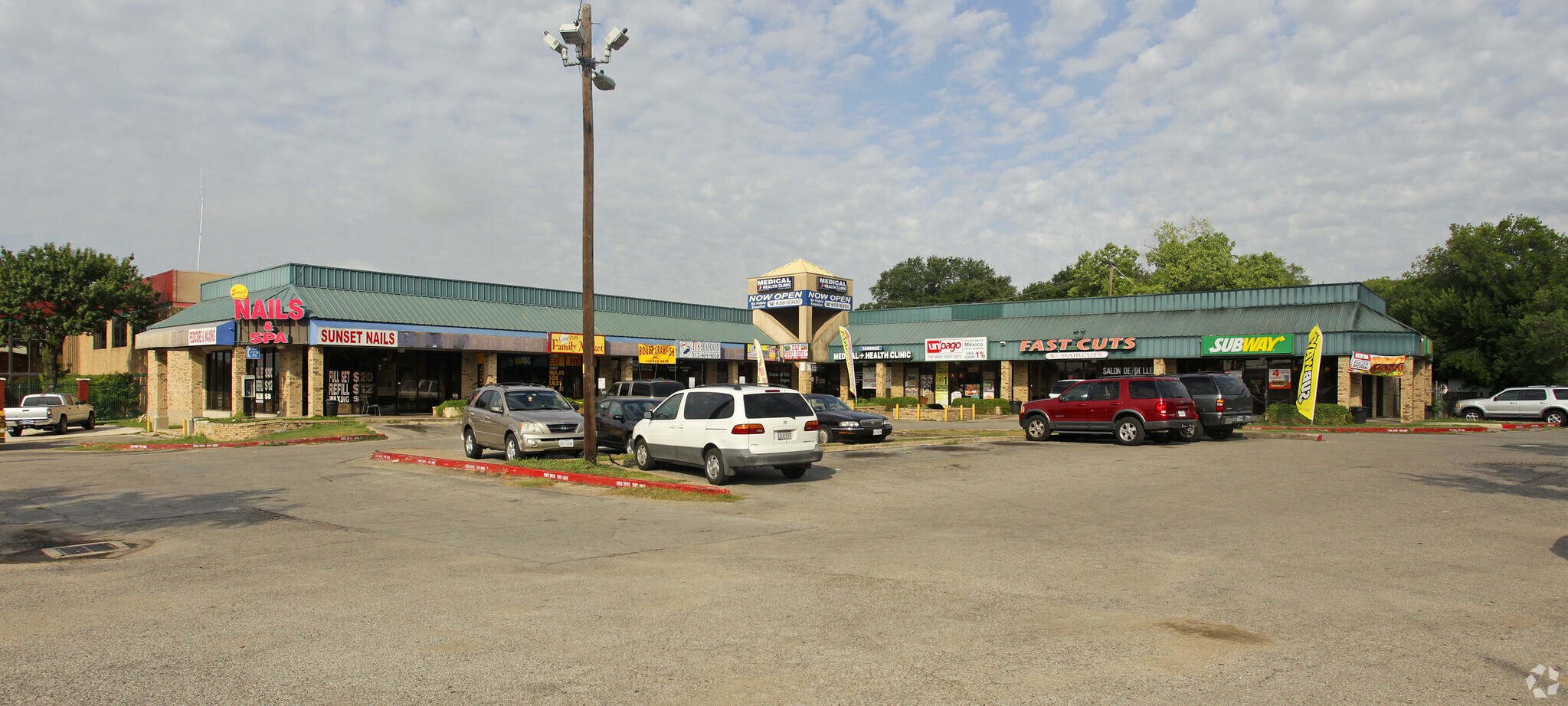 7110 Cameron Rd, Austin, TX for sale Primary Photo- Image 1 of 1