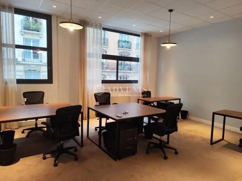 Office in Paris for lease - Building Photo - Image 3 of 7