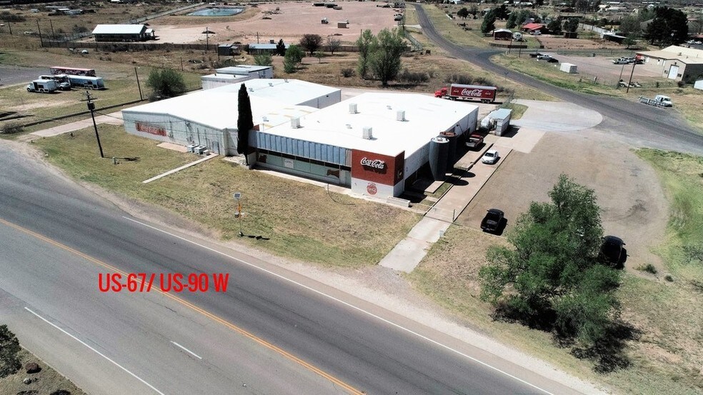 2305 W Highway 90, Alpine, TX for sale - Primary Photo - Image 1 of 1