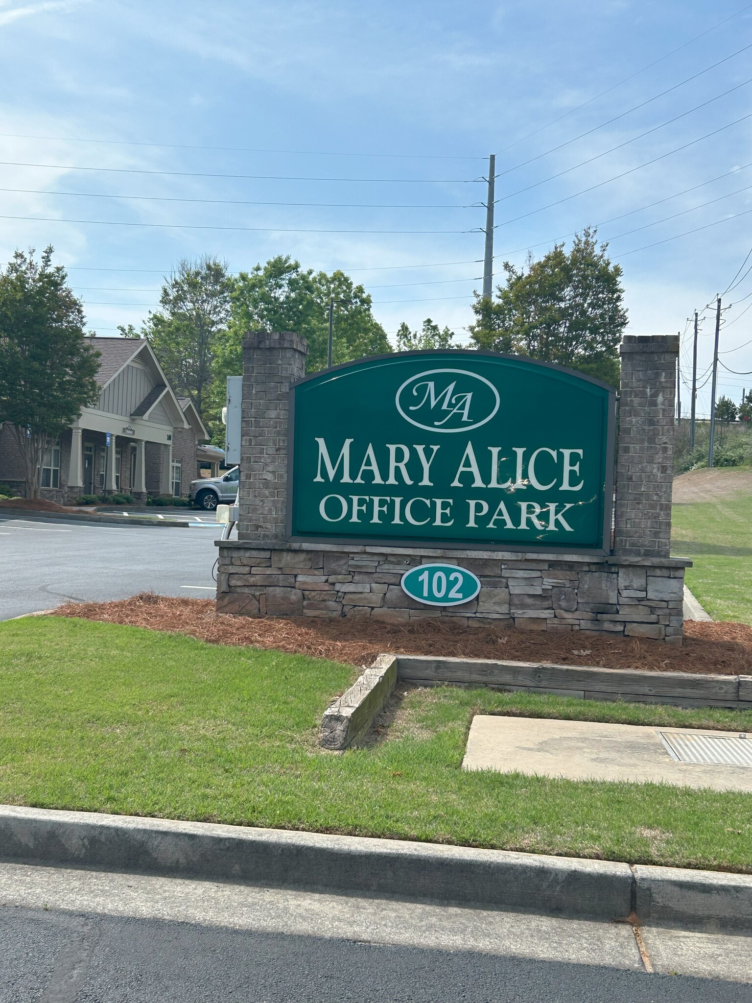 102 Mary Alice Park Rd, Cumming, GA for lease Building Photo- Image 1 of 4