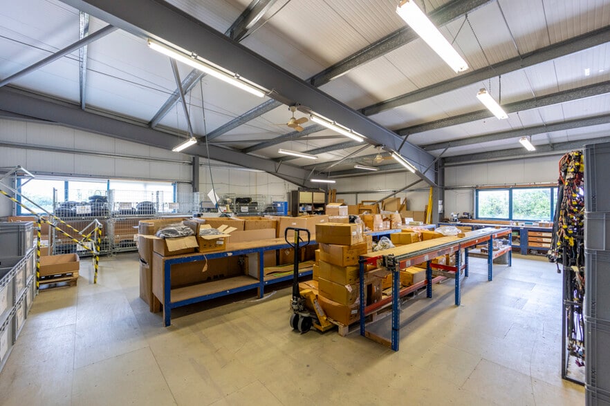 Marsh Ln, Boston for lease - Interior Photo - Image 3 of 43