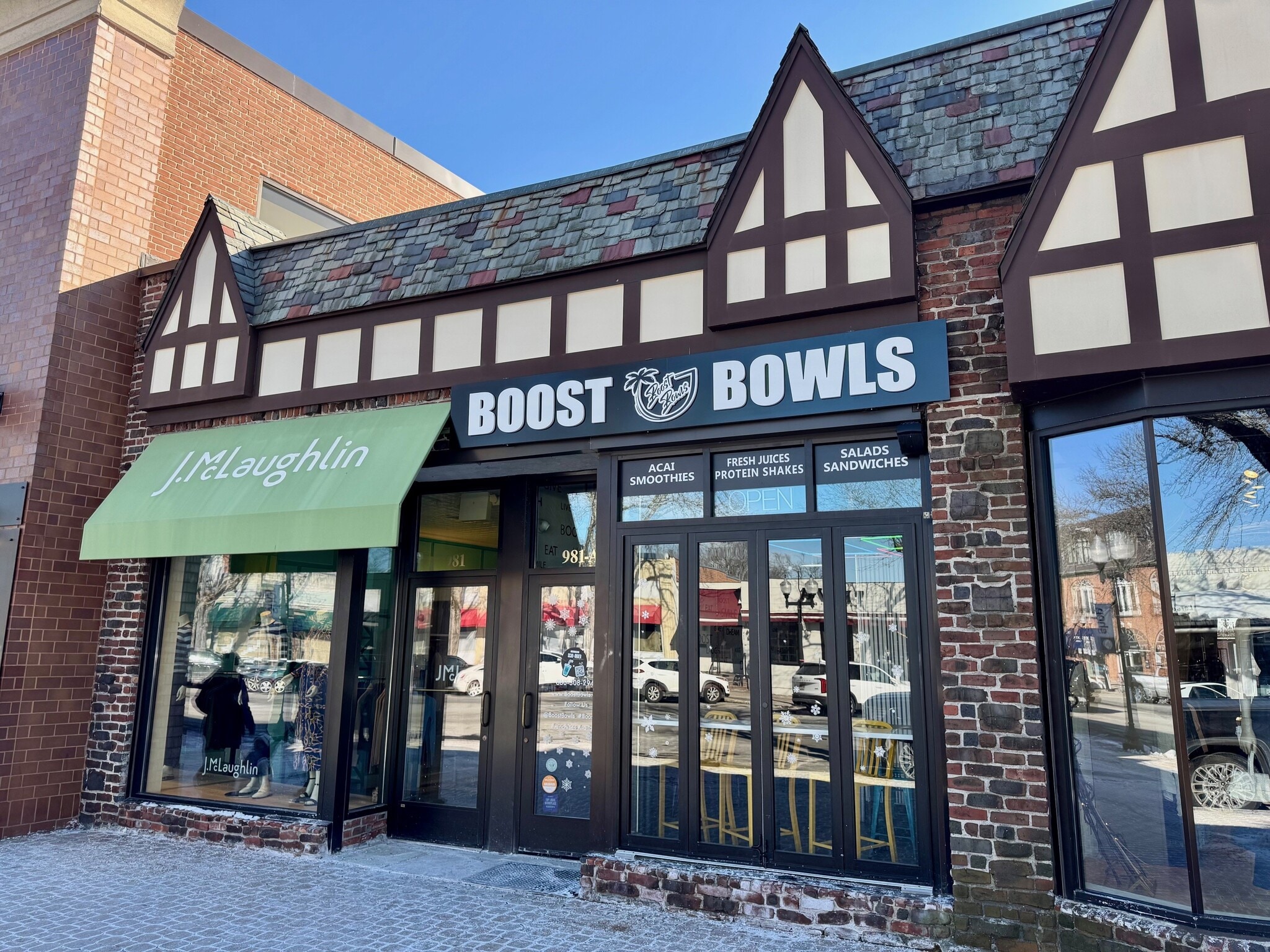 981-985 Farmington Ave, West Hartford, CT for lease Interior Photo- Image 1 of 4